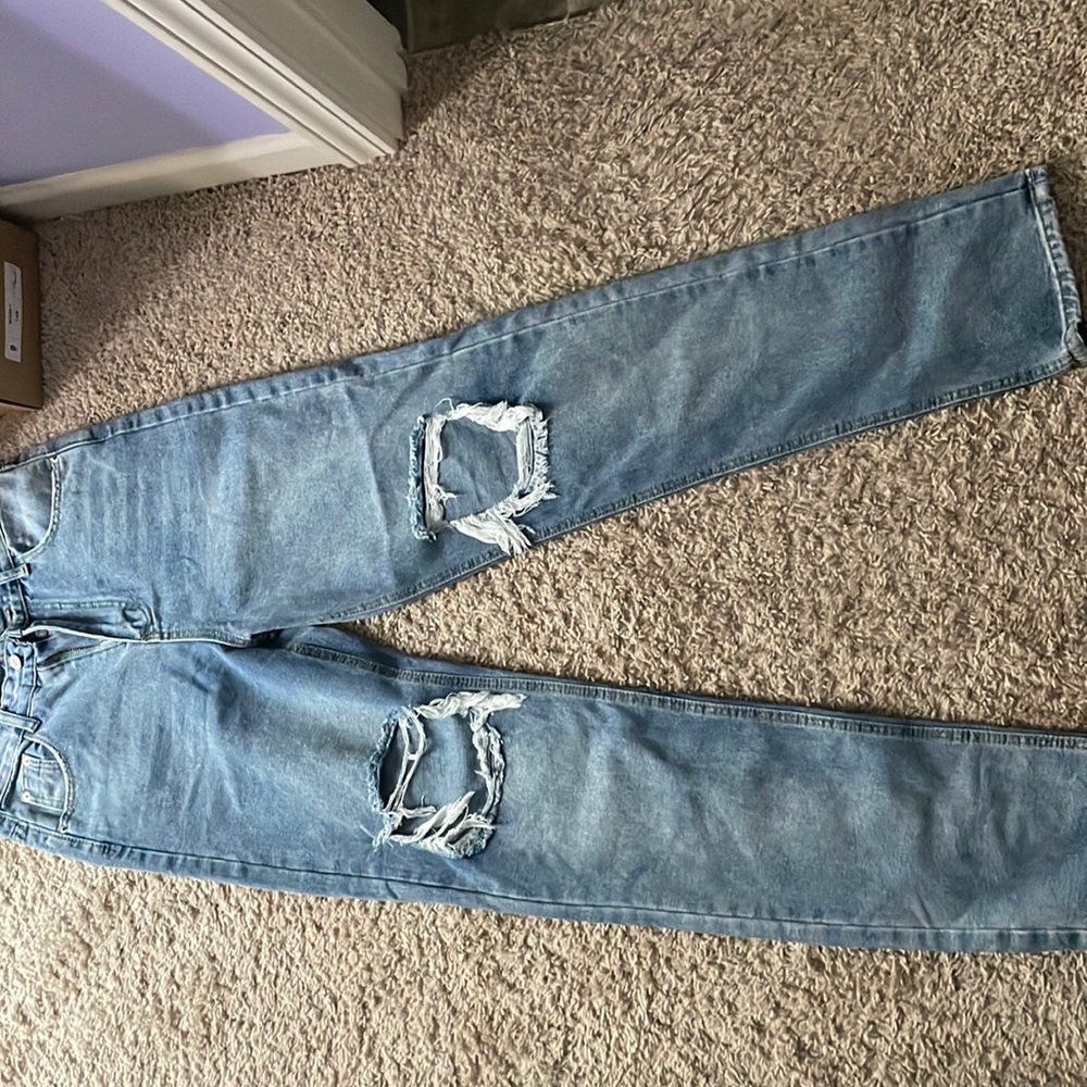light washed jeans size 6 from Shein